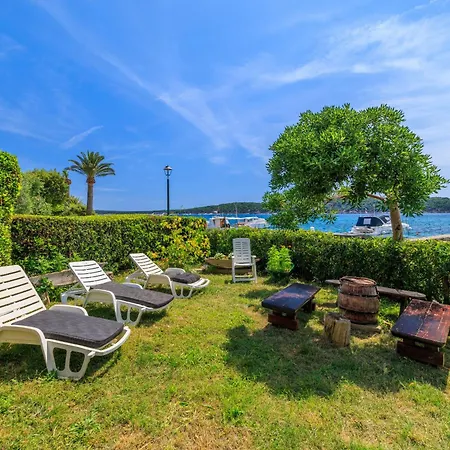 Biserka Apartamento *