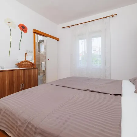 Biserka Apartament Barbat na Rabu