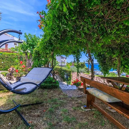 Biserka Apartament *