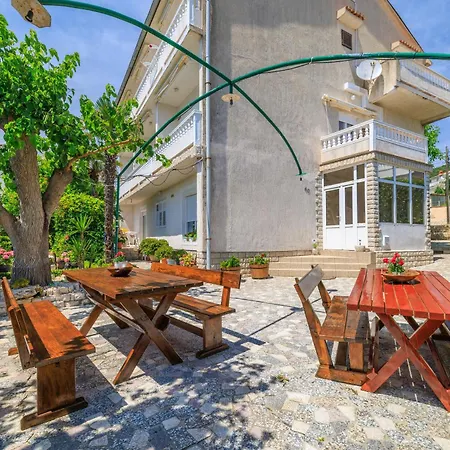 Biserka Apartmán *